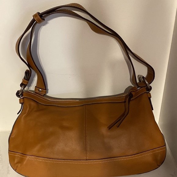 Coach Handbag - Picture 2 of 4